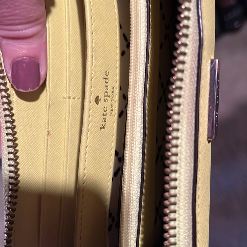 Kate Spade - Picture 3 of 3